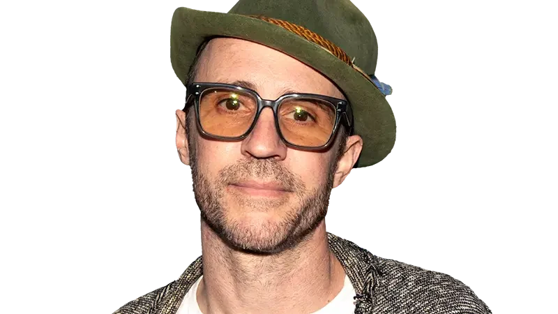 RR_JohnMills_colorcutout